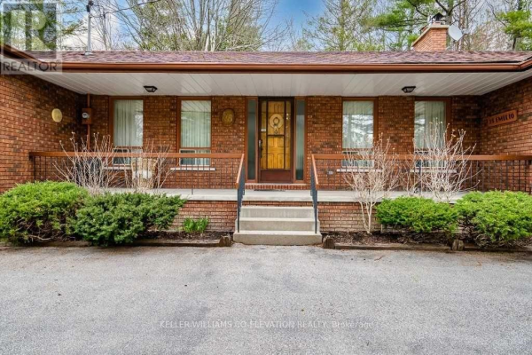 35 EMILIO PL, Tiny