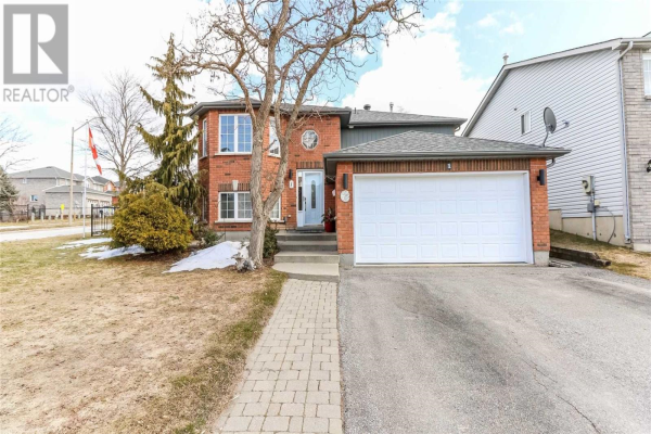 1 SELKIRK CRES E, Barrie