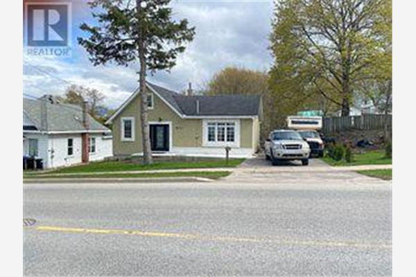 311 BAY ST, Midland