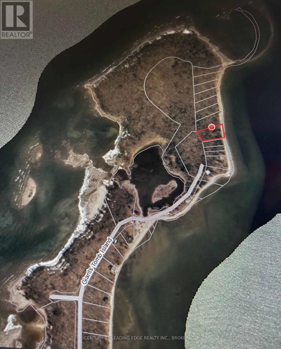 16 GIANT'S TOMB ISLAND