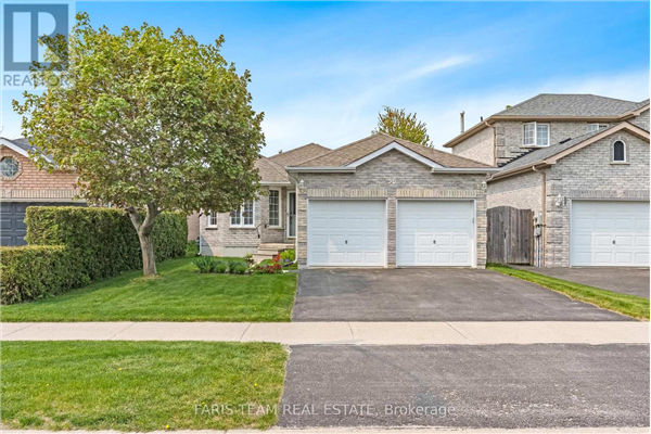 38 REYNOLDS LANE, Barrie