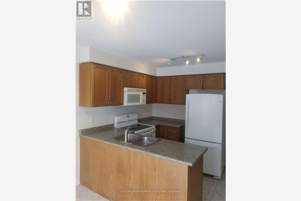 38 LANG DR, Barrie