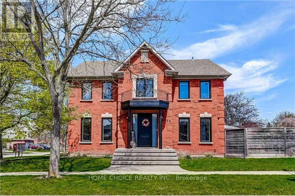 24 FALLING BROOK DR, Barrie