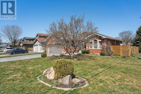 104 ARTHUR AVE, Barrie