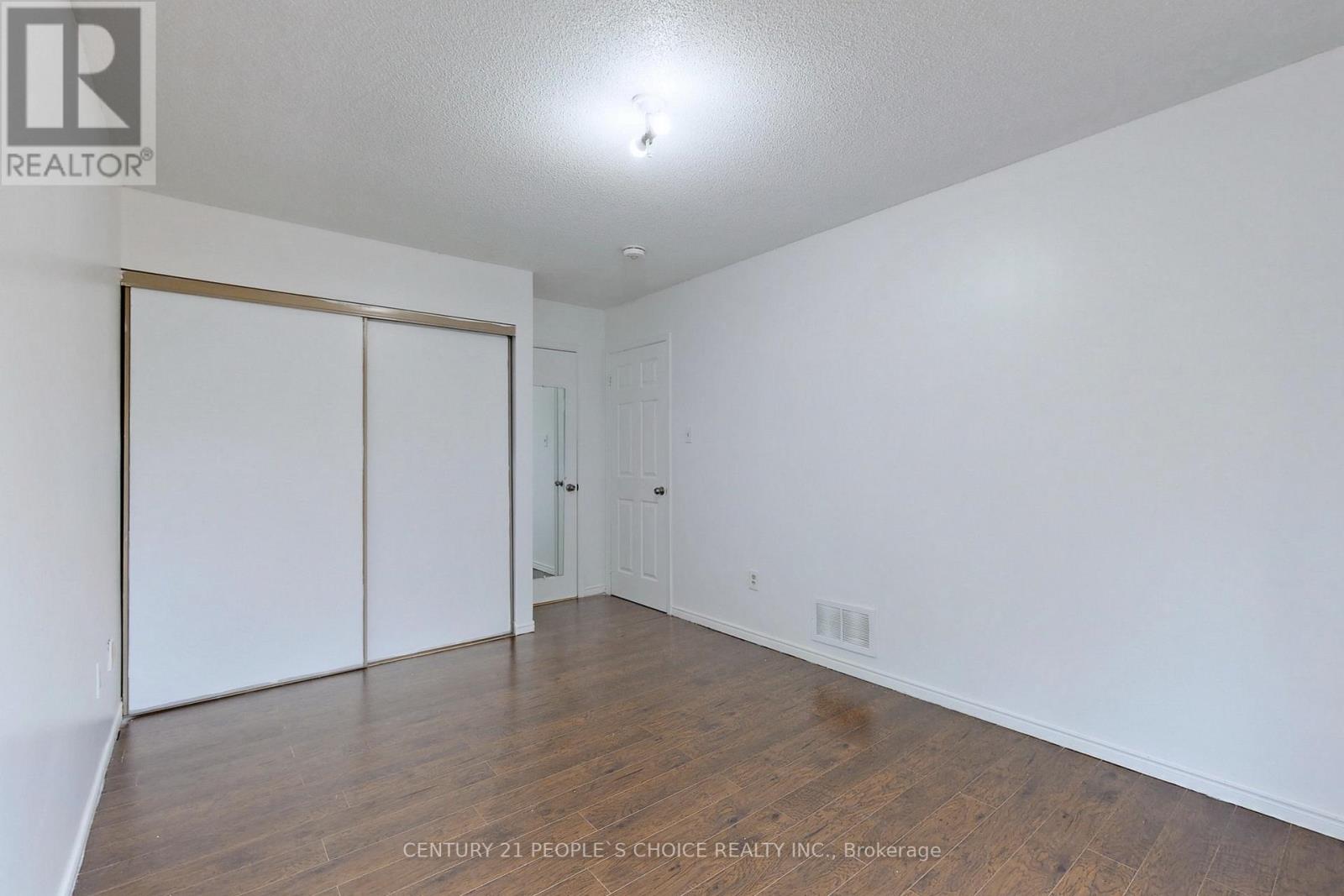Listing S6032572 - Large Photo # 11