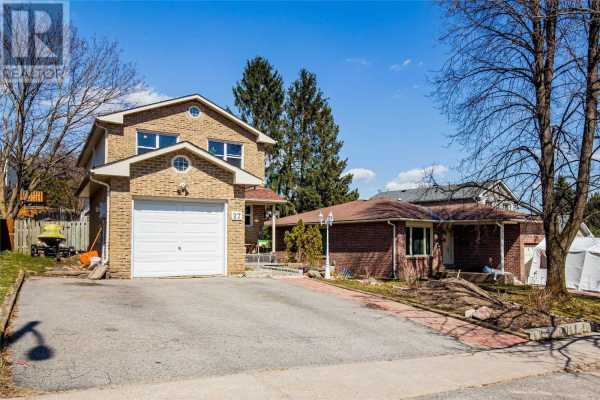27 FOX RUN, Barrie