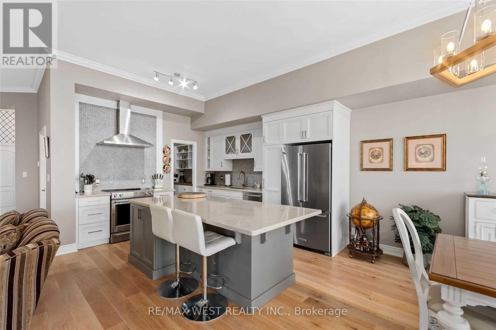 Listing S6042064 - Large Photo # 13