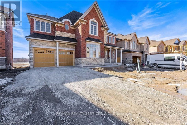 15 SANFORD CIRC, Springwater