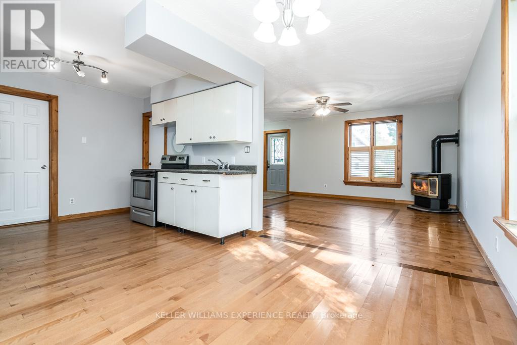 Listing S6045244 - Large Photo # 11