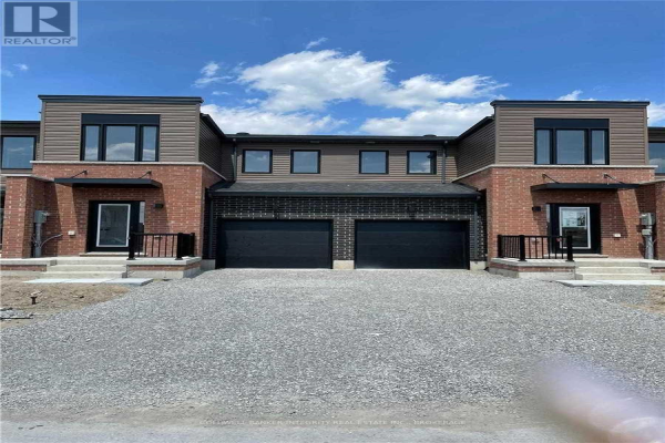 72 FAIRLANE AVE, Barrie