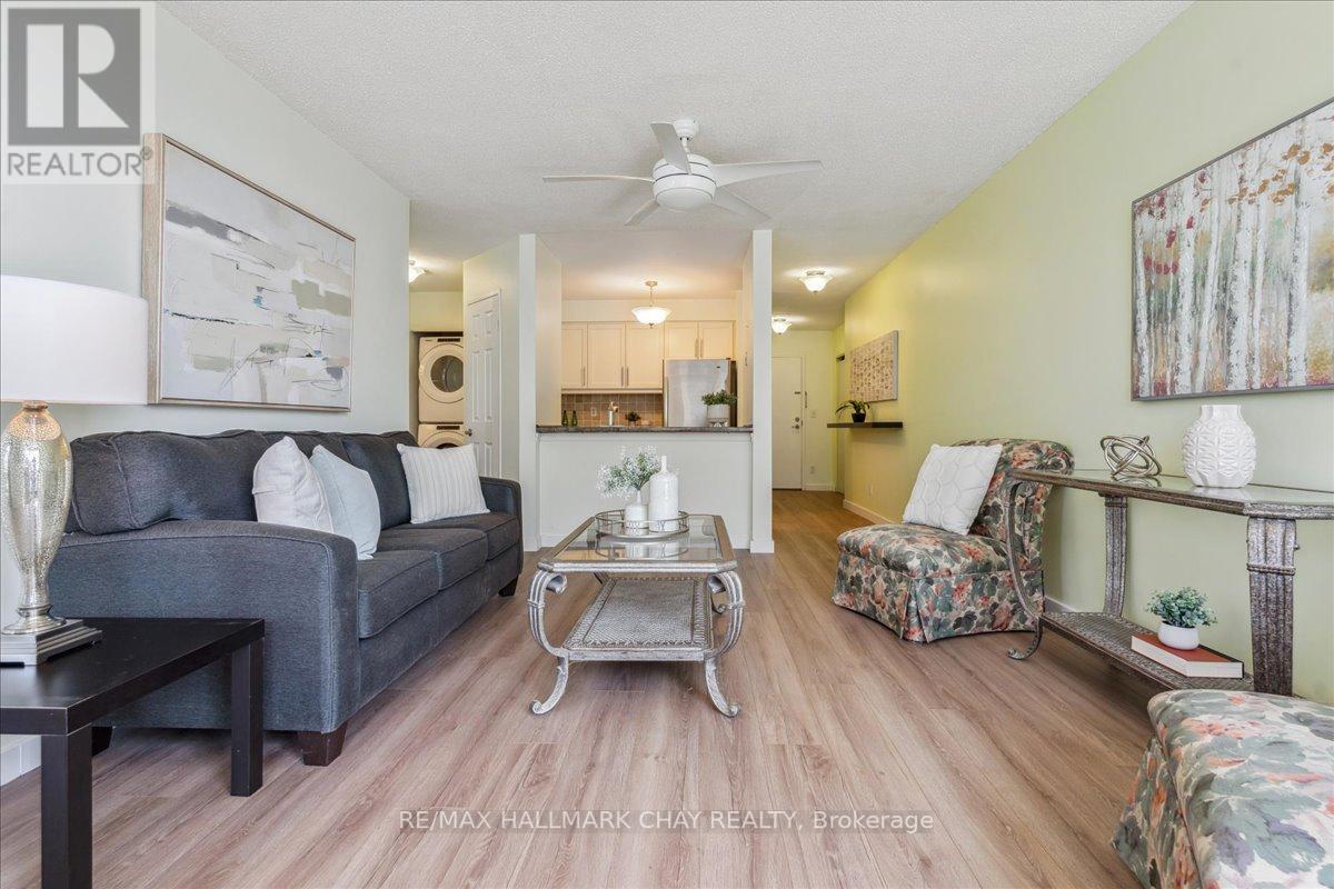 Listing S6068608 - Large Photo # 14