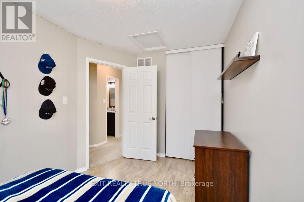 Listing S6111640 - Large Photo # 24