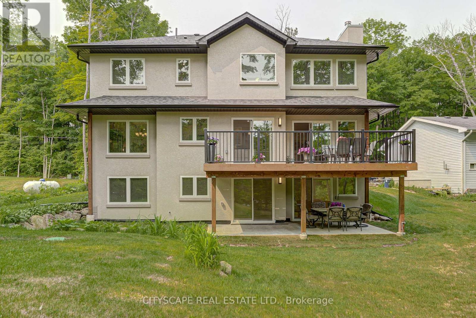 77 POLISH AVE