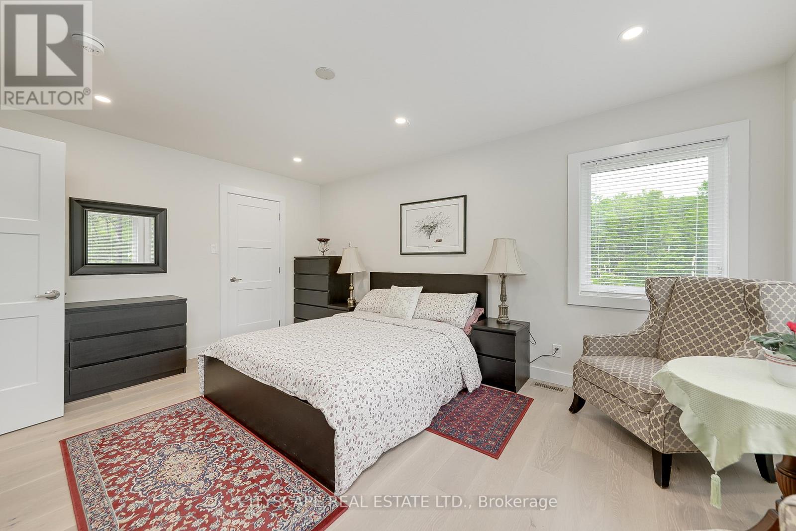 77 POLISH AVE