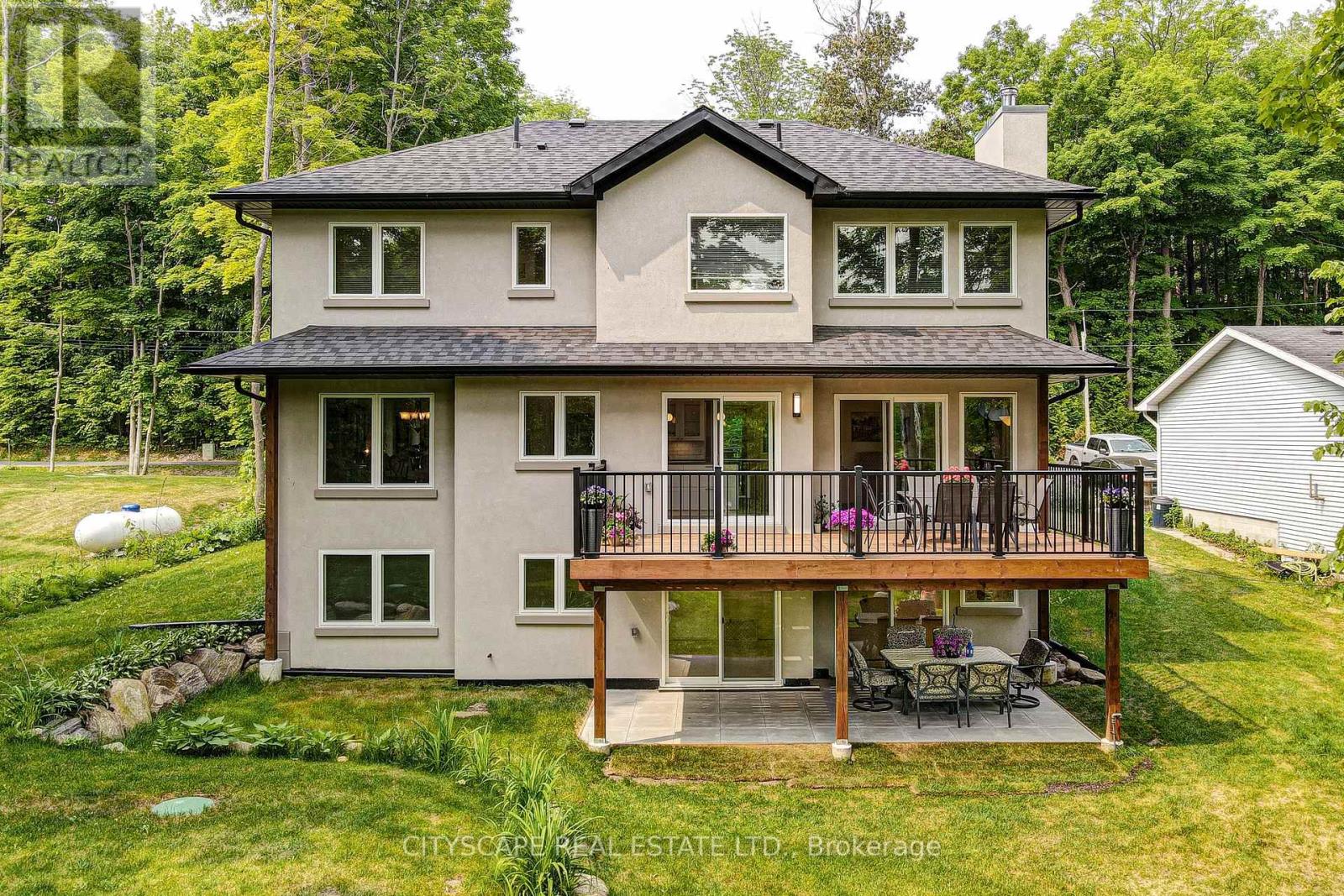 77 POLISH AVE