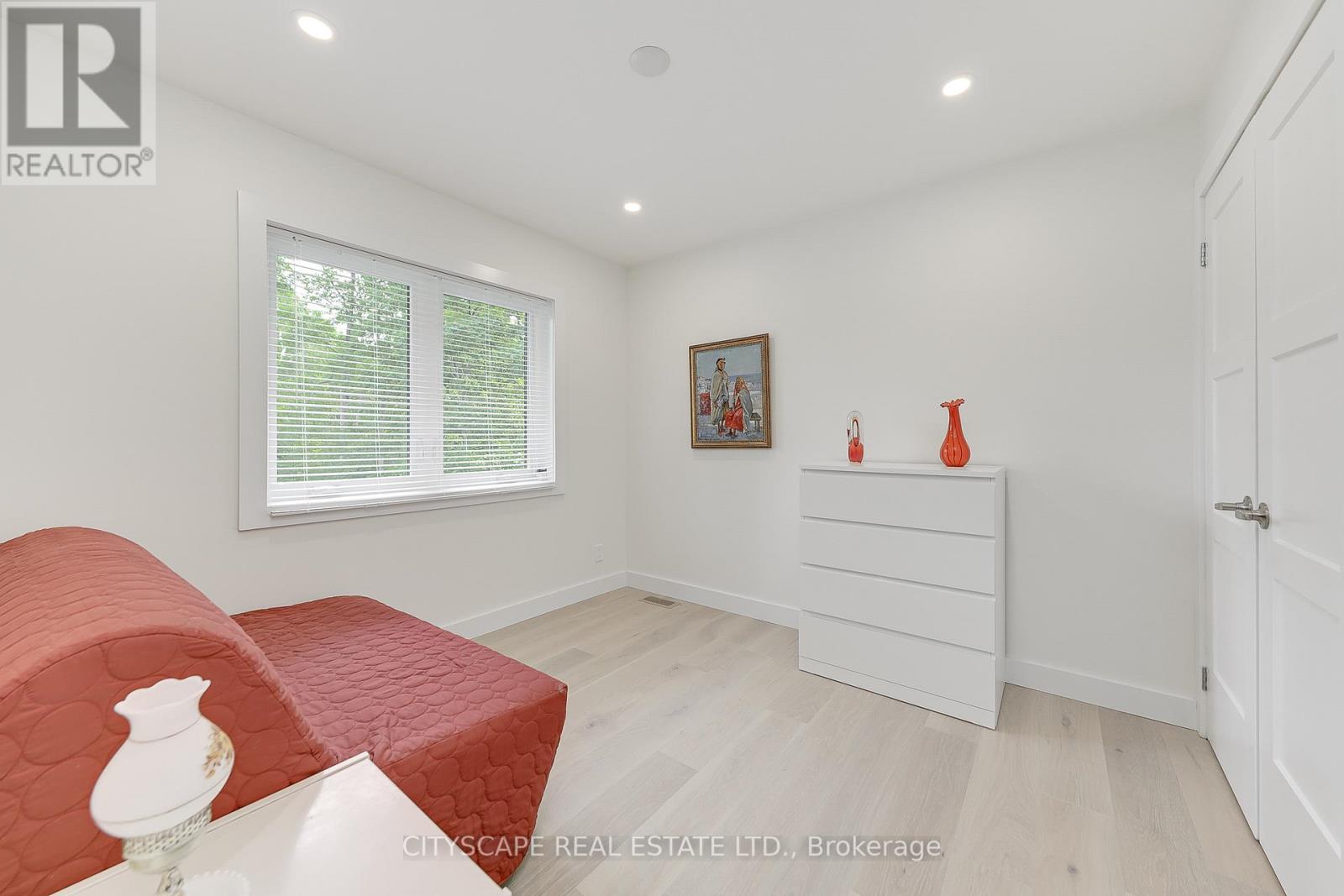 77 POLISH AVE
