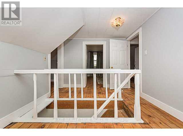 199 3 CONCESSION RD W