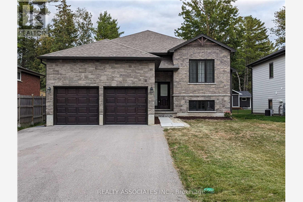 11 53RD ST S, Wasaga Beach