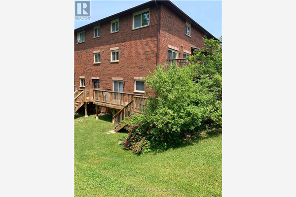 #4 -1 EVERGREEN CRT, Barrie