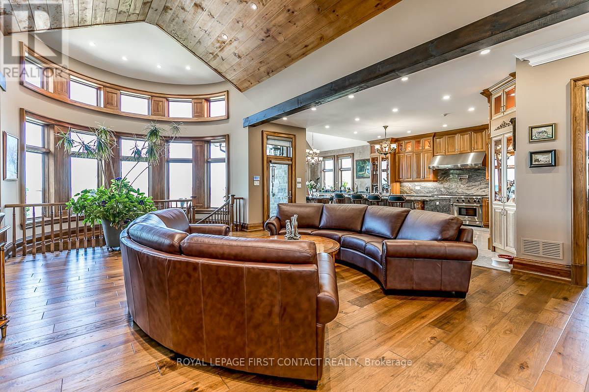 5 MONICA RD