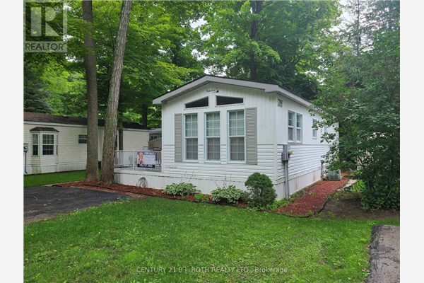 34 THE BOARDWALK, Wasaga Beach