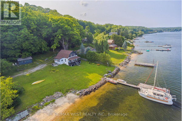 437 CHAMPLAIN RD, Penetanguishene