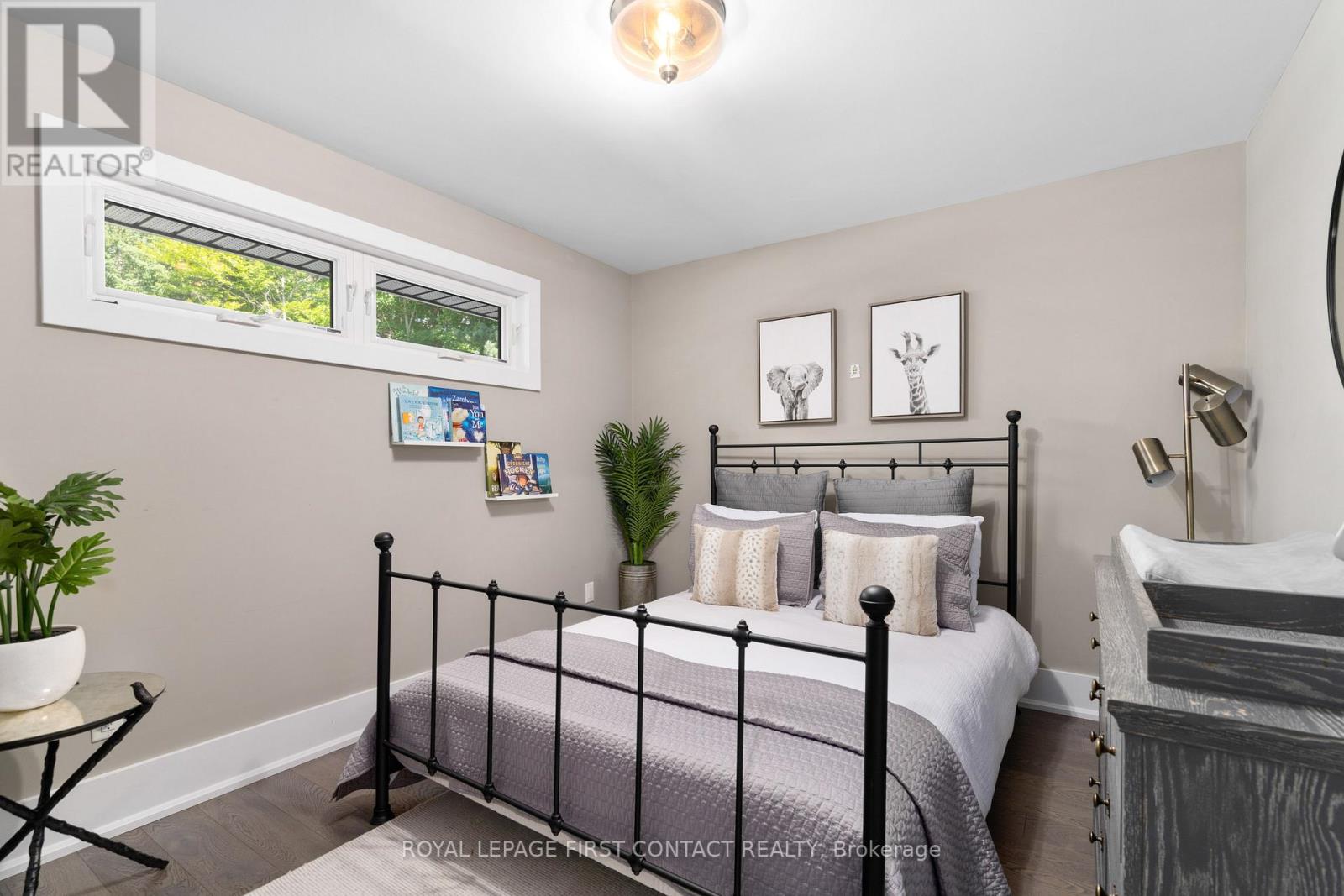 316 OLD BARRIE ROAD EAST RD E