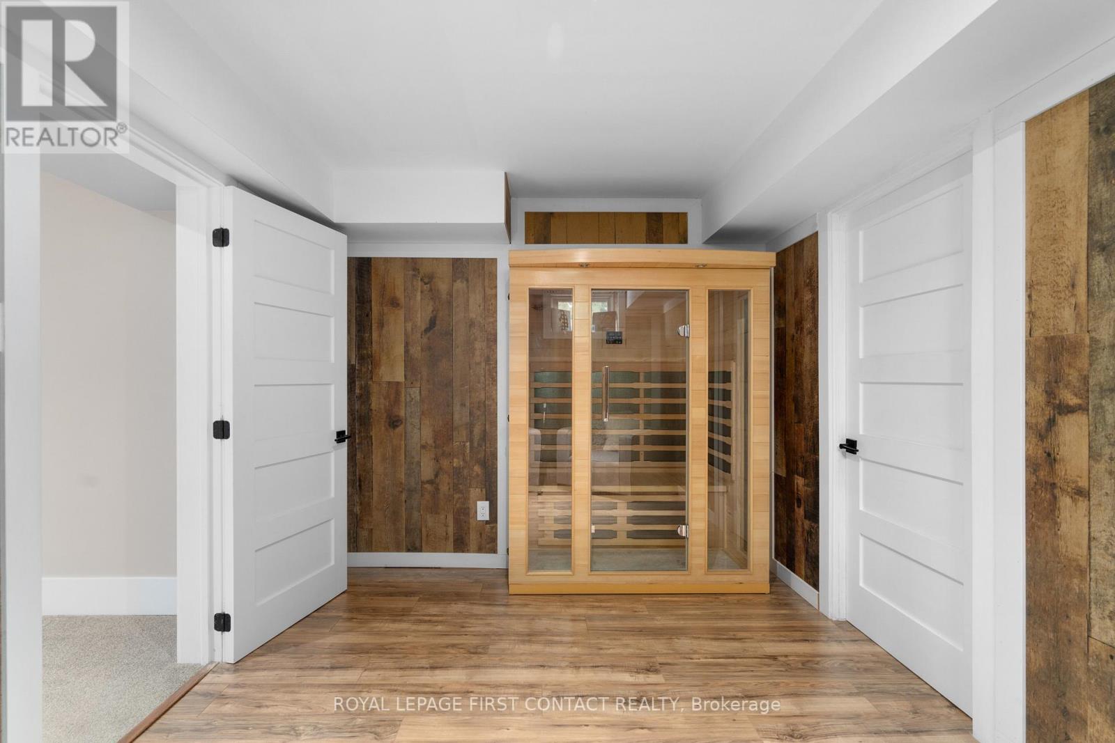 316 OLD BARRIE ROAD EAST RD E