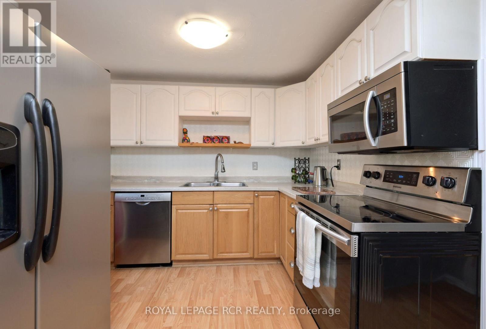 Listing S6695222 - Large Photo # 9