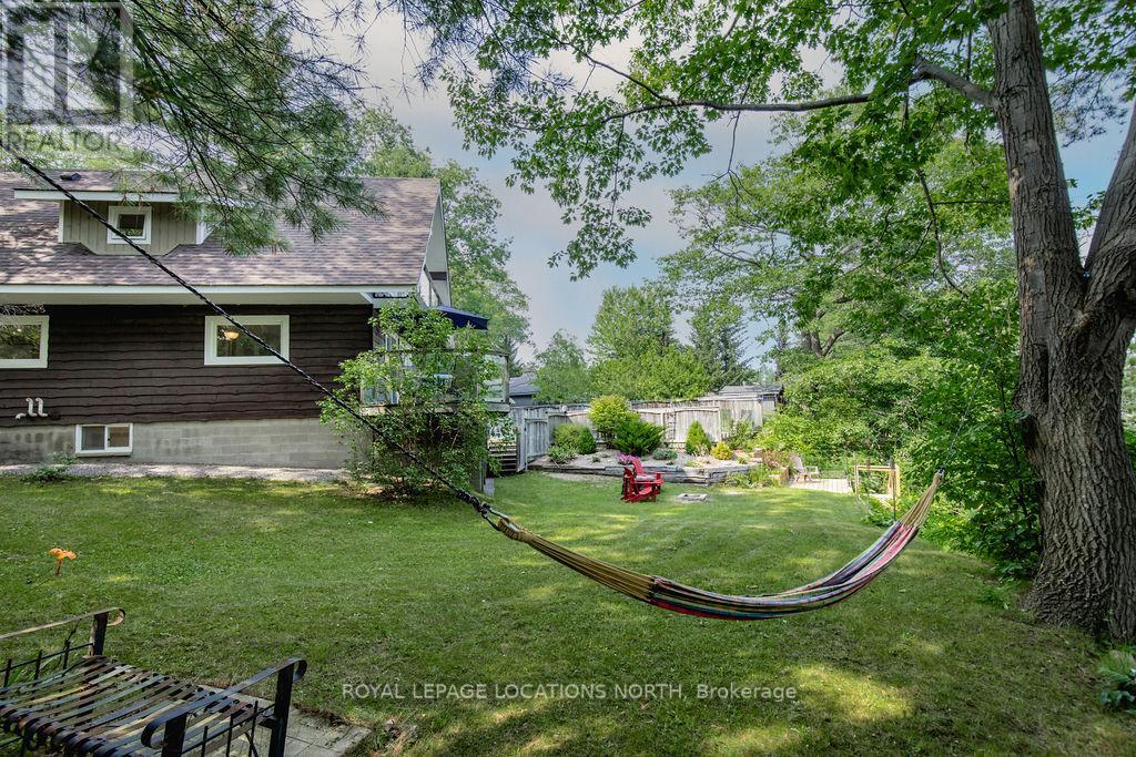 157 WOODLAND DR