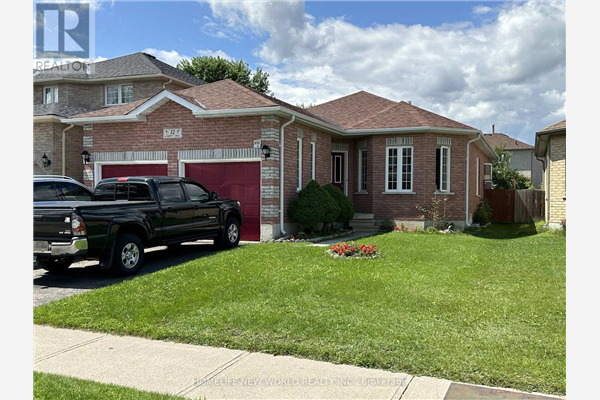 32 LAMONT CRES, Barrie