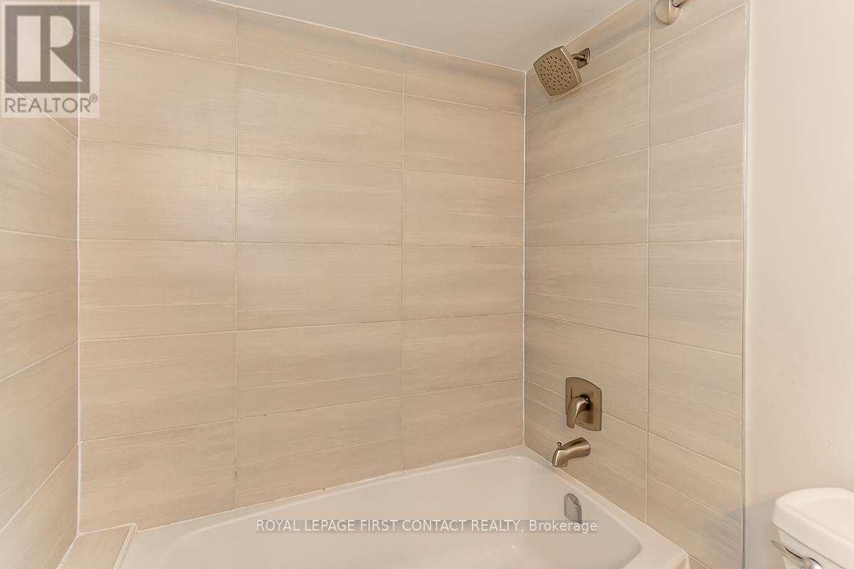 #611 -140 DUNLOP ST E, #611