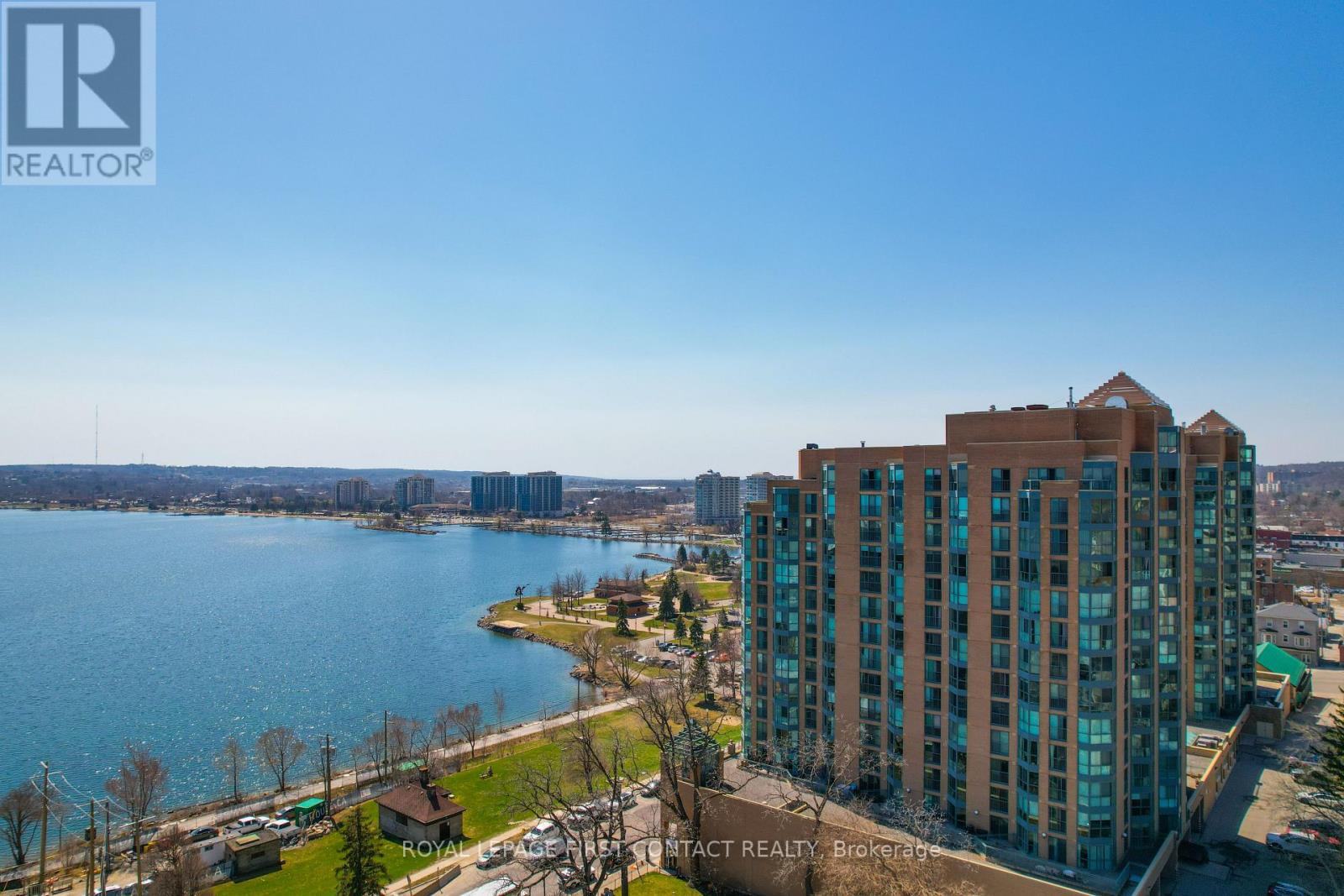 #611 -140 DUNLOP ST E, #611