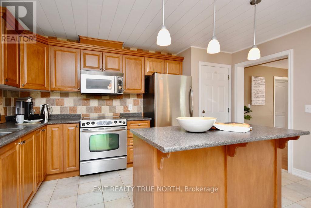 Listing S6724606 - Large Photo # 12