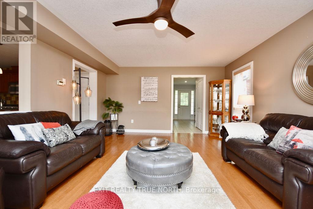 Listing S6724606 - Large Photo # 8