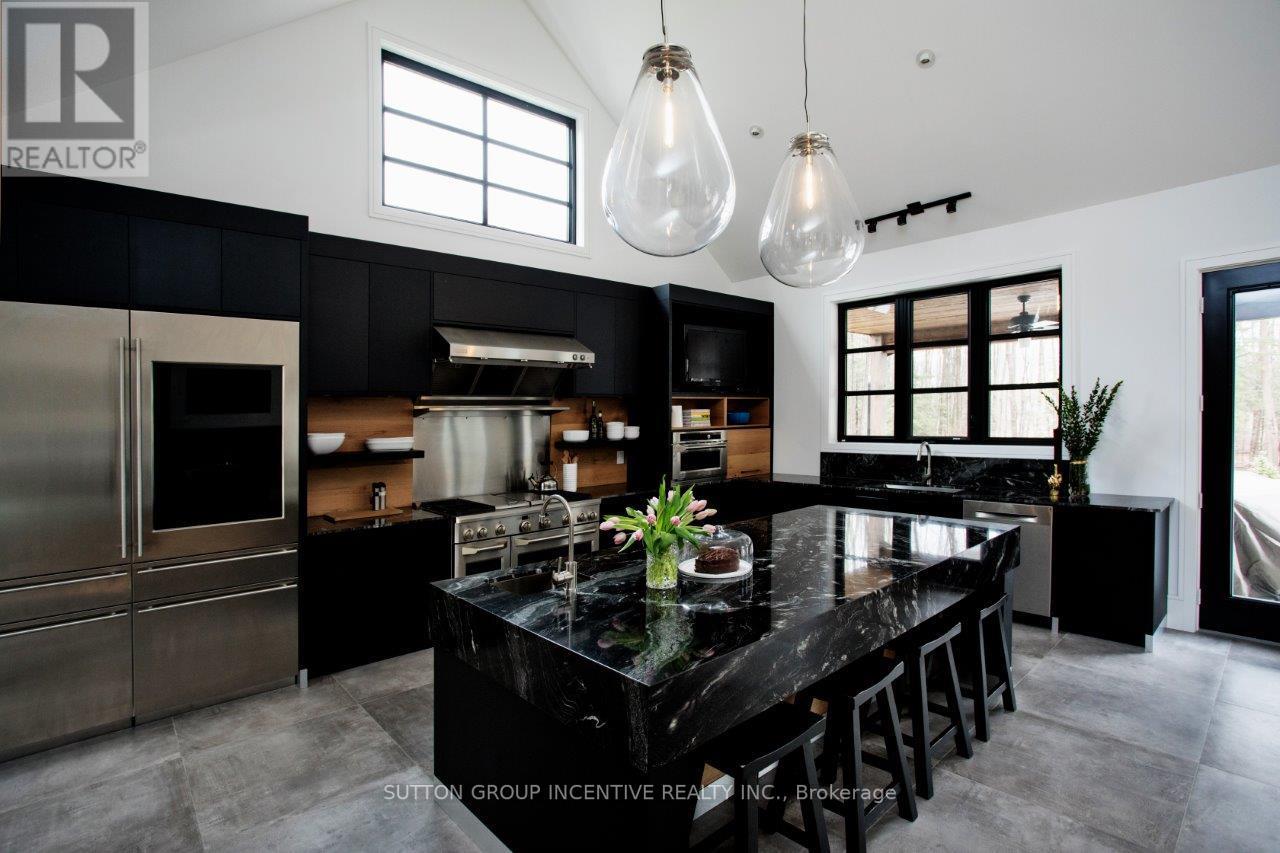 9 GALLAGHER CRES