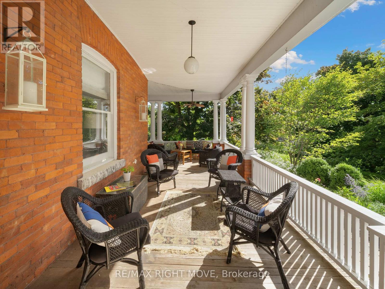 68 TECUMSETH ST