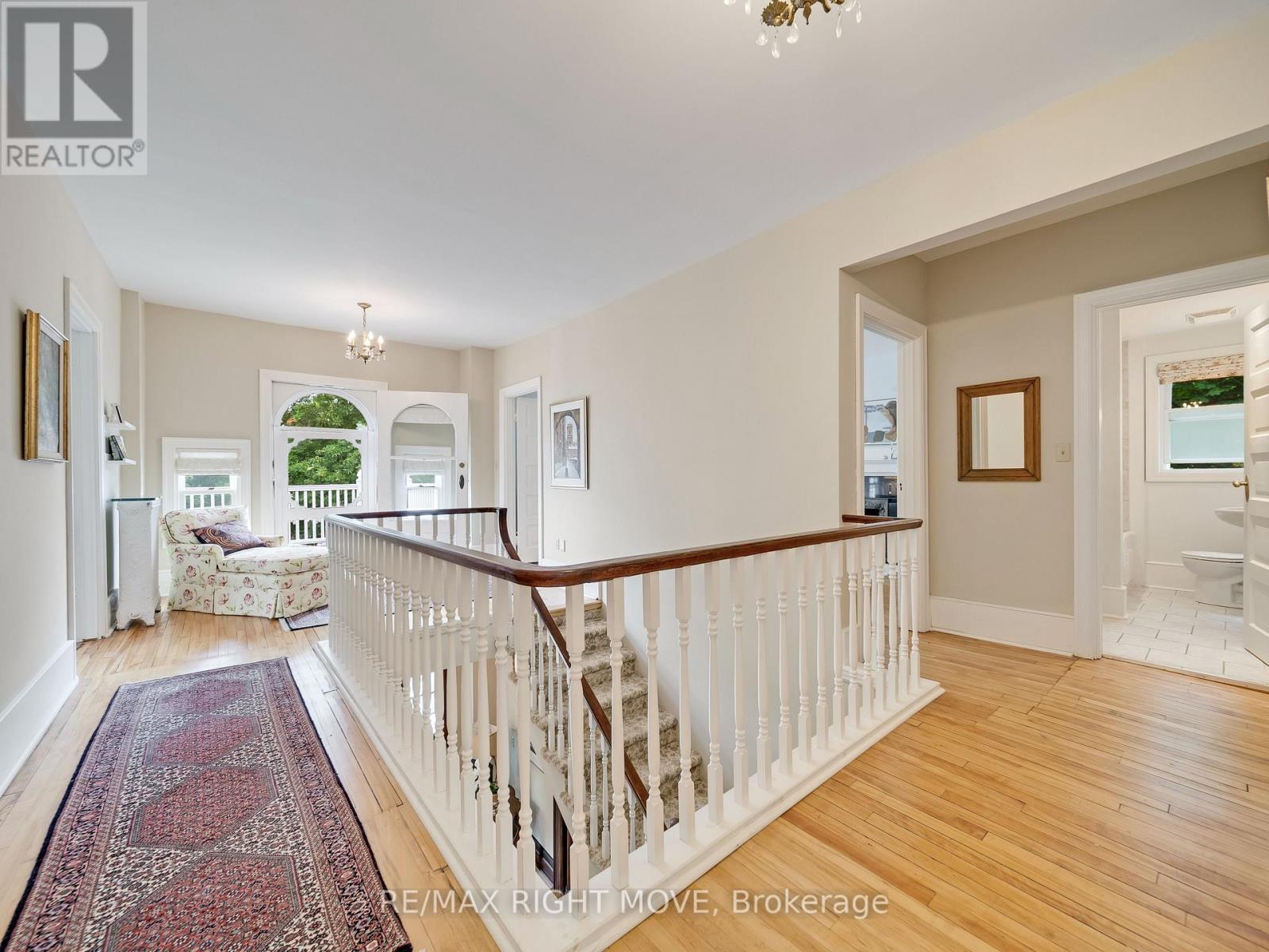 68 TECUMSETH ST