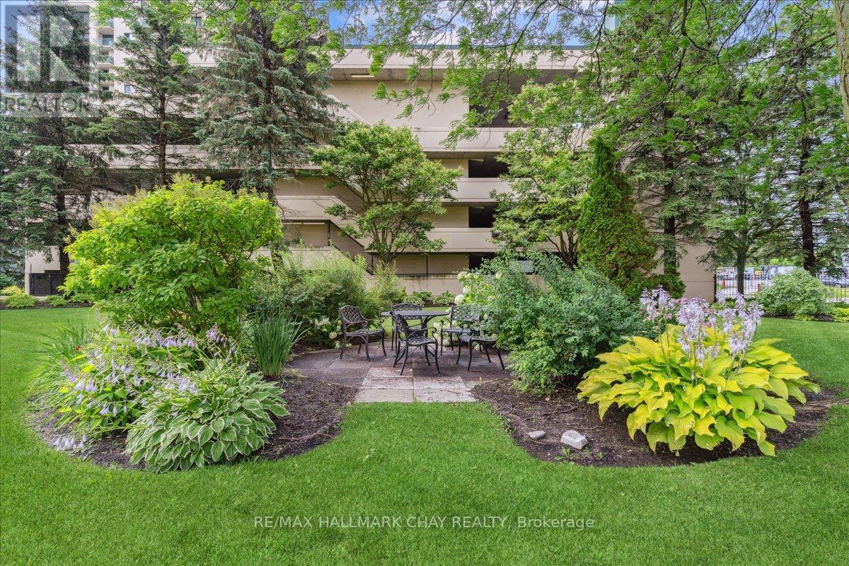 Listing S6752476 - Large Photo # 33