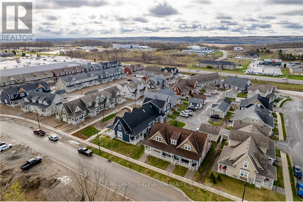 1 JULIA CRES, Midland