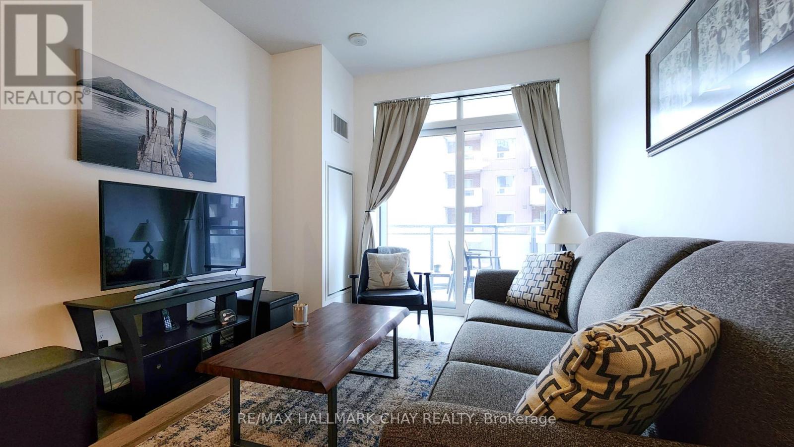 Listing S6754820 - Large Photo # 12