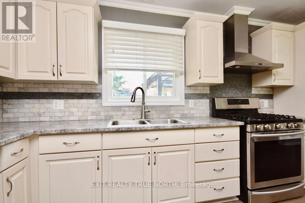 Listing S6763676 - Large Photo # 13