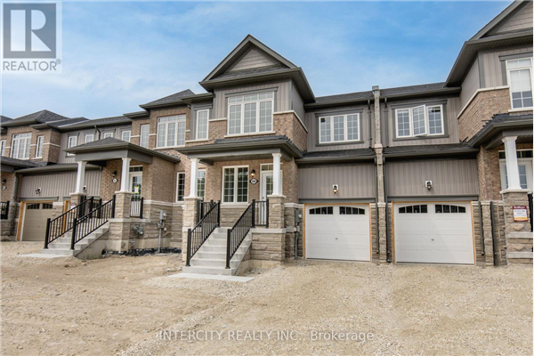 60 STATELY DR, Wasaga Beach