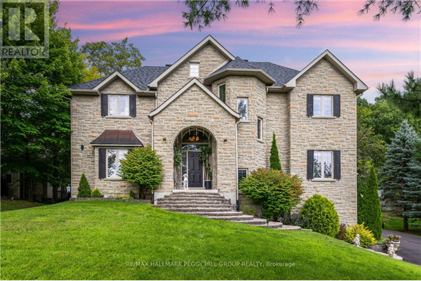 13 BRIDLE TR, Springwater