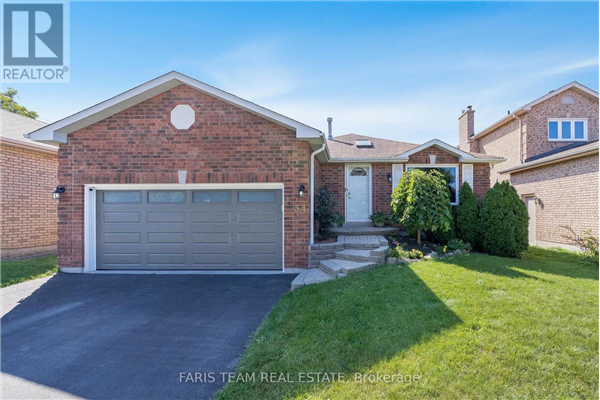 54 DOUGLAS DR, Barrie