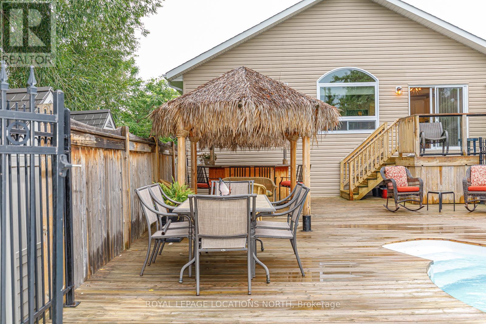 18 SHANNON CRT