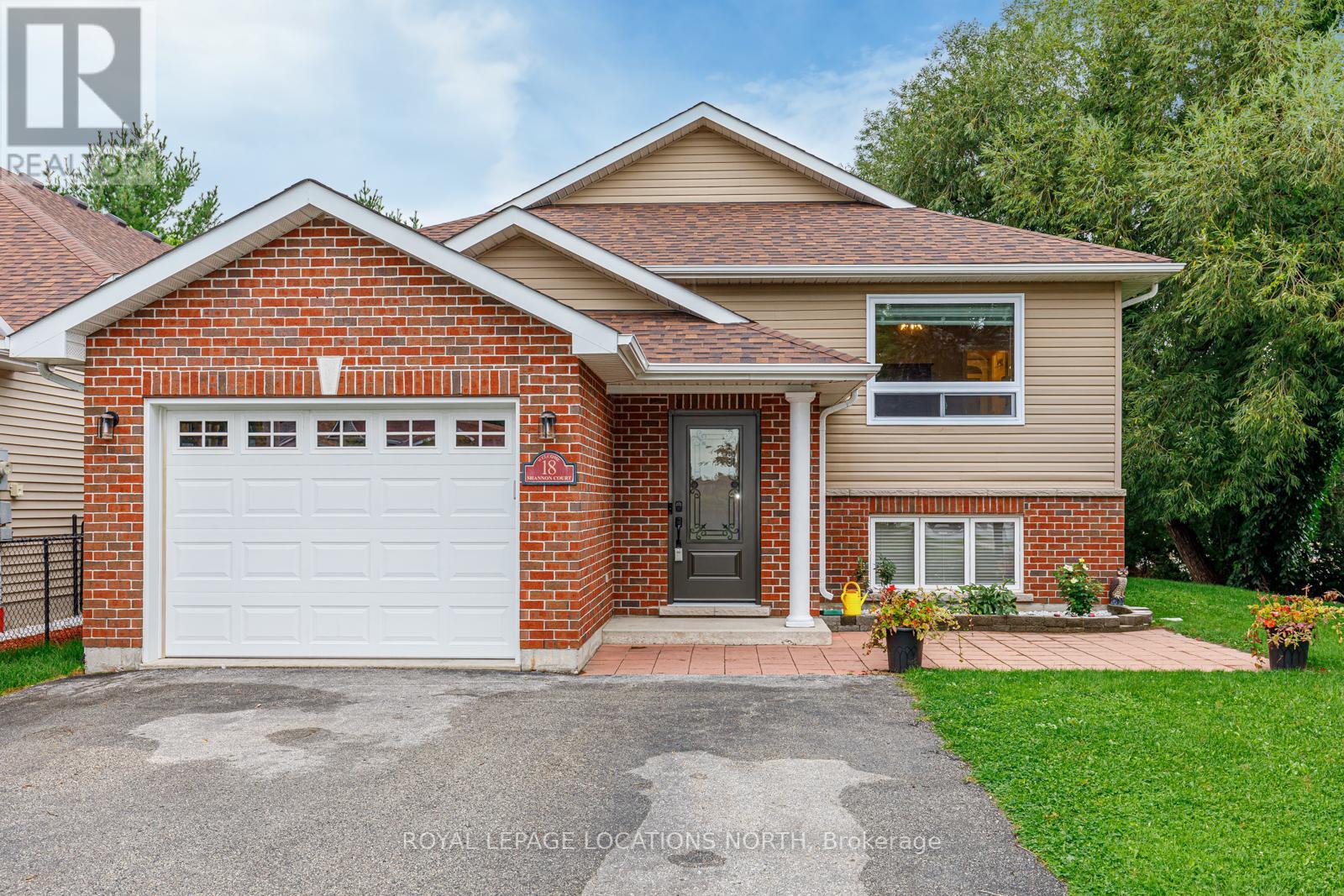 18 SHANNON CRT