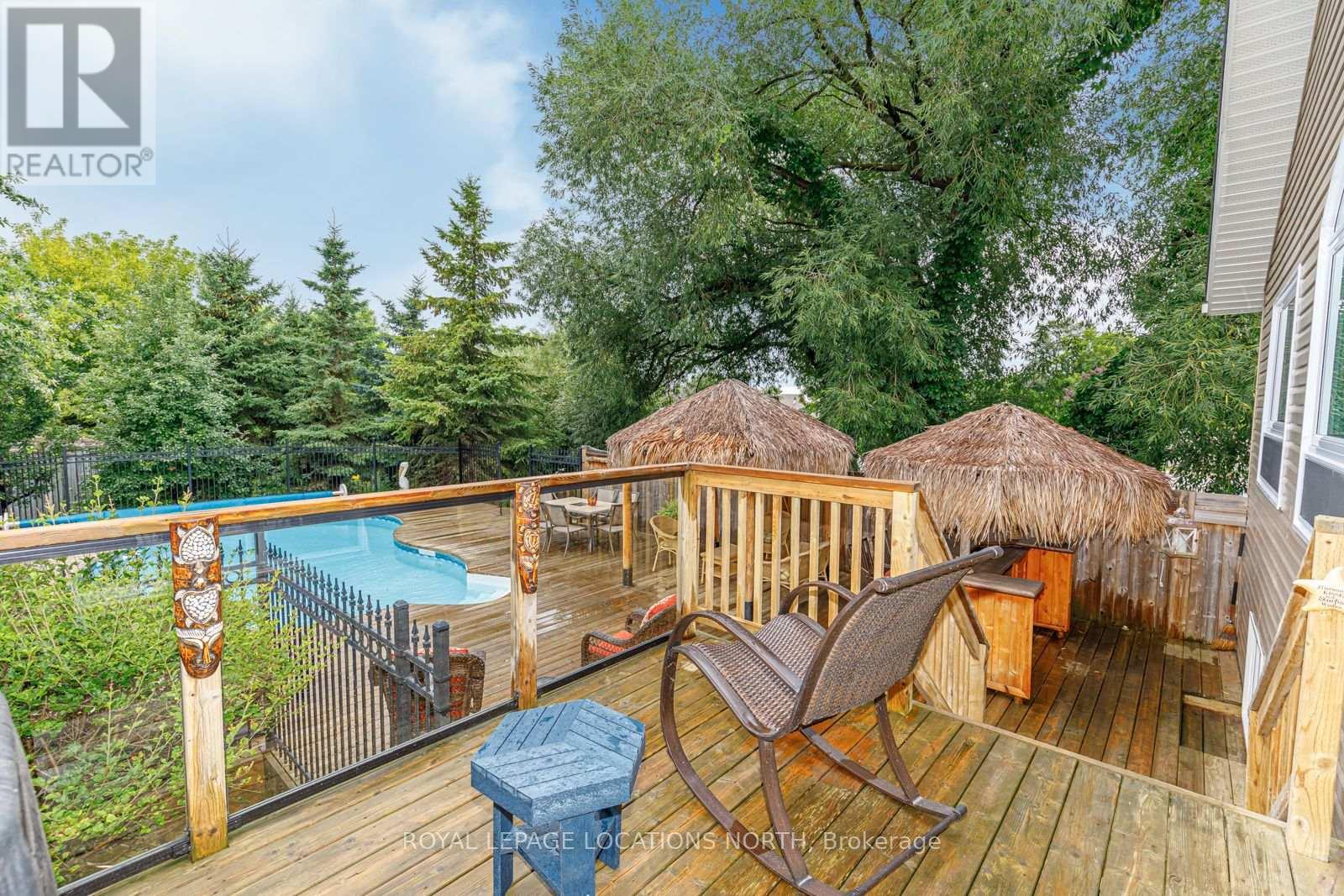 18 SHANNON CRT