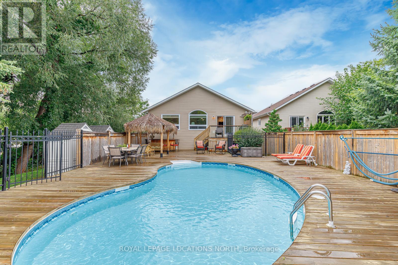 18 SHANNON CRT