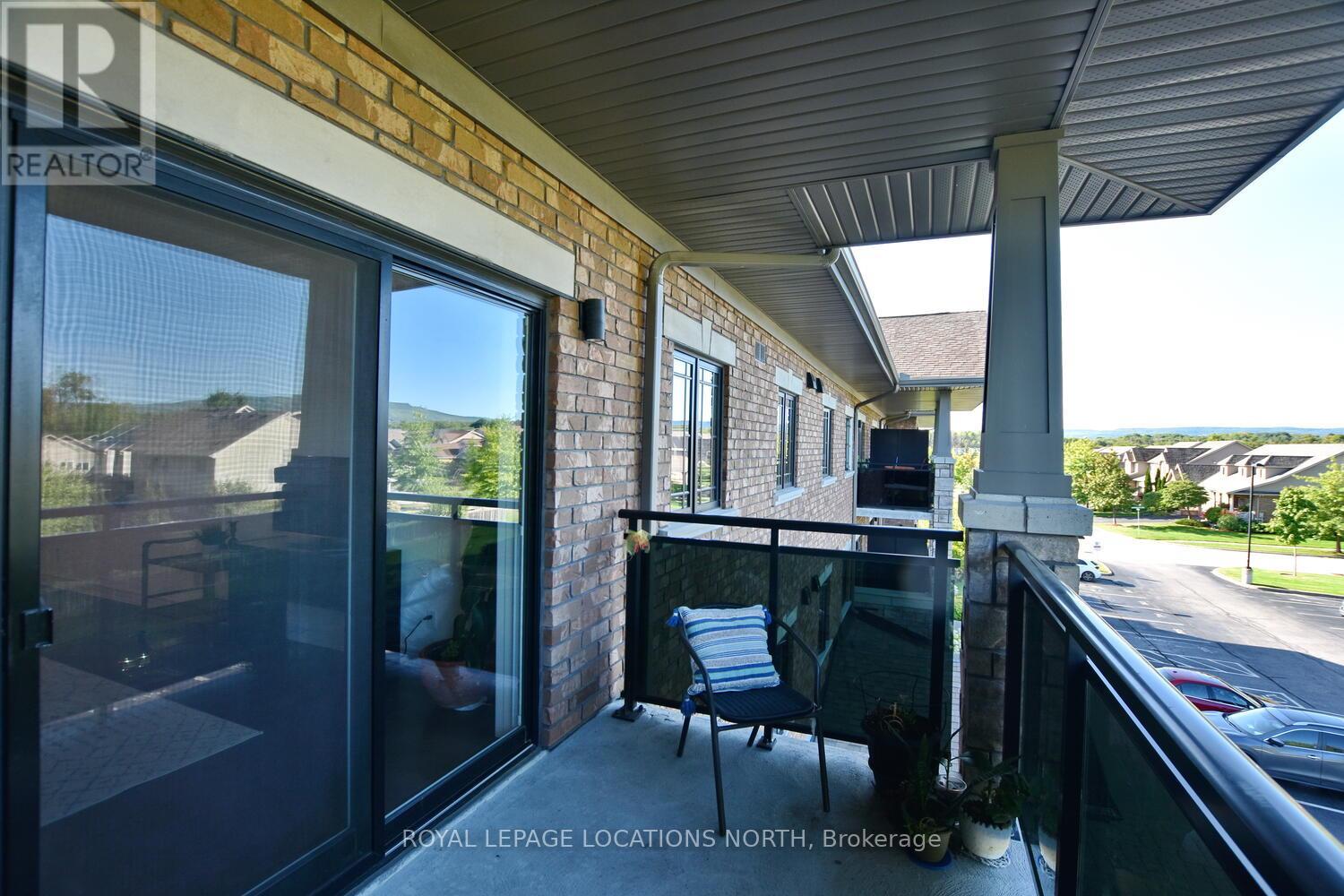 #312 -1 CHAMBERLAIN CRES, #312